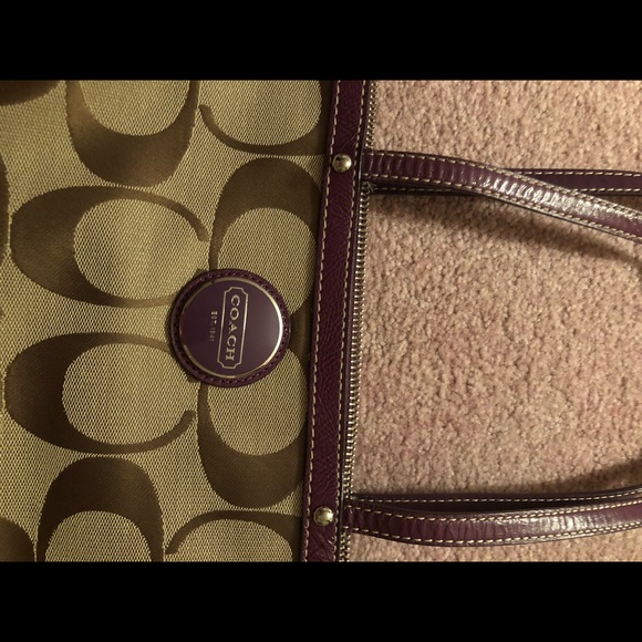 Coach Handbag - Picture 2 of 5